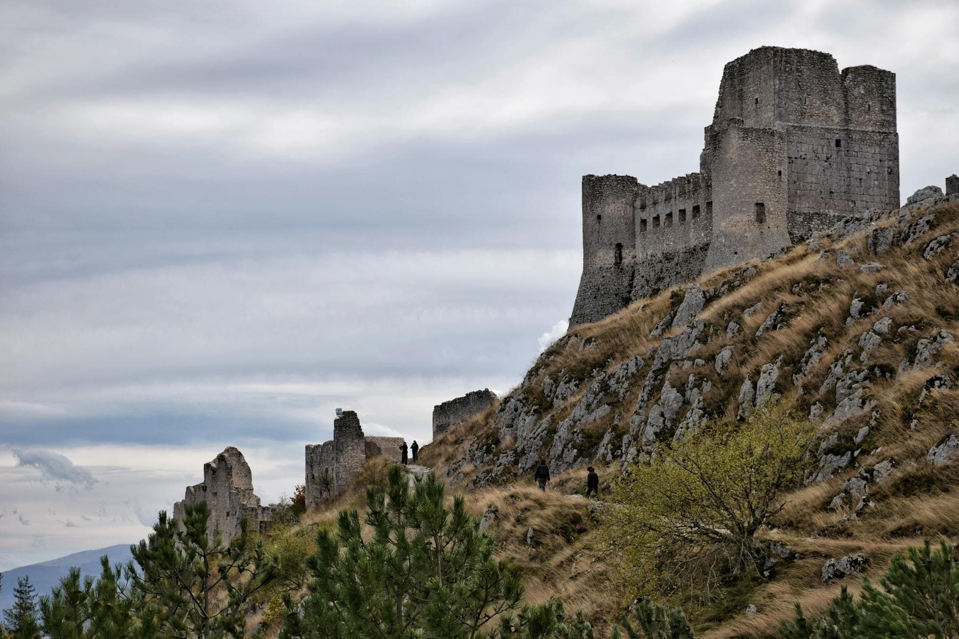 ABRUZZO — BORGHI & HIGHLANDS
